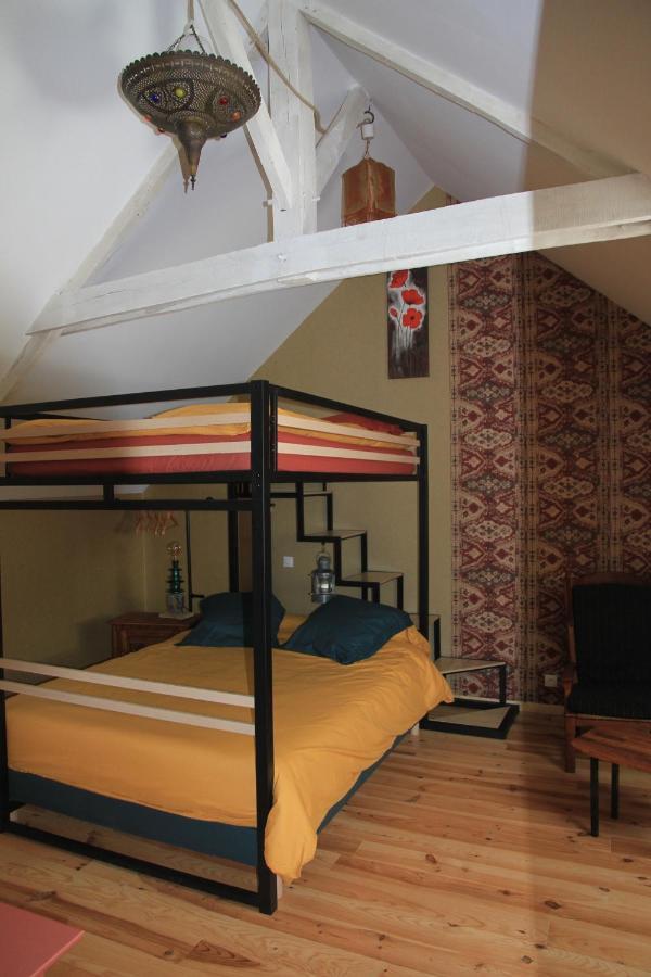Au Figuier Du Gue Bed & Breakfast Lantillac Exterior photo
