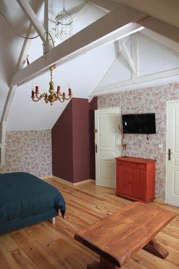 Au Figuier Du Gue Bed & Breakfast Lantillac Exterior photo