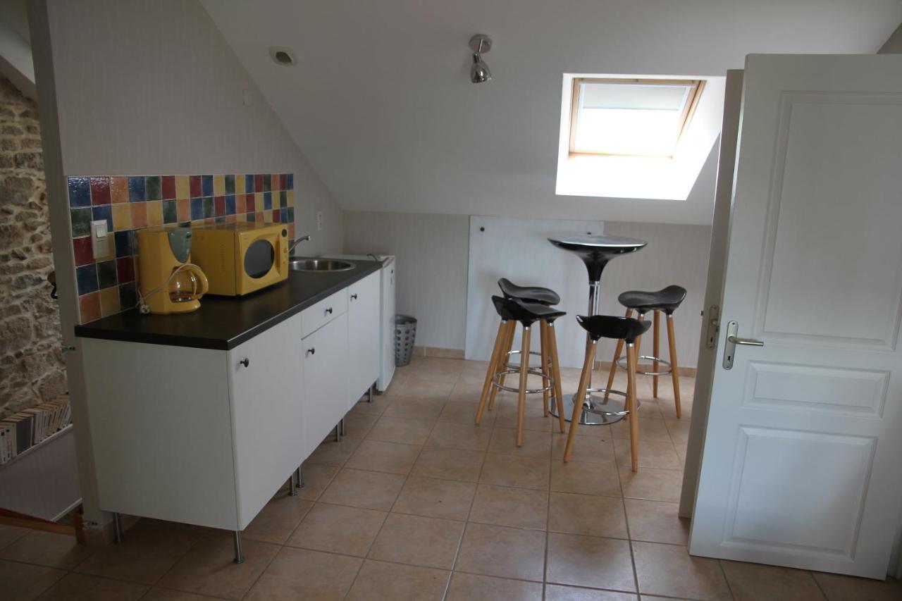 Au Figuier Du Gue Bed & Breakfast Lantillac Exterior photo